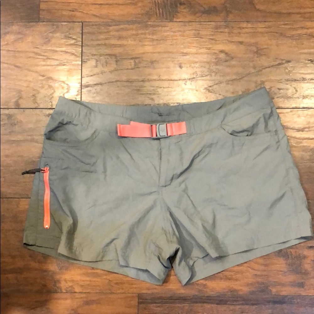 Columbia Hiking Shorts